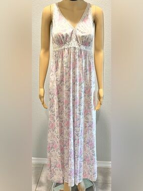 Miss Elaine Floral Lace-Trim Long Nightgown - White & Pink